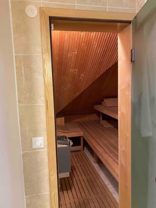 Rooftop 180M2 Loft With Private Sauna, Bratislava Exterior photo
